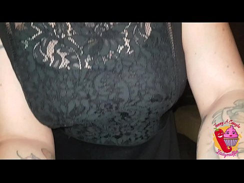 ❤️ Slutty Stéifschwëster gëtt him e blowjob a Spuenesch ❤️❌ Qualitéit Porno bei eis ️❤