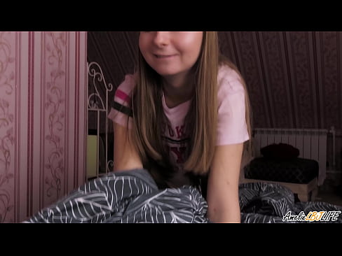 ❤️ Blondie suckelt hir BFF's déif a kritt Cum an hirem Mond ❤️❌ Qualitéit Porno bei eis ️❤