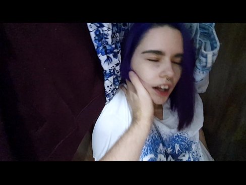 ❤️ Fannt meng Schwëster am Kleederschaf an huet hatt gehollef ❤️❌ Qualitéit Porno bei eis ️❤